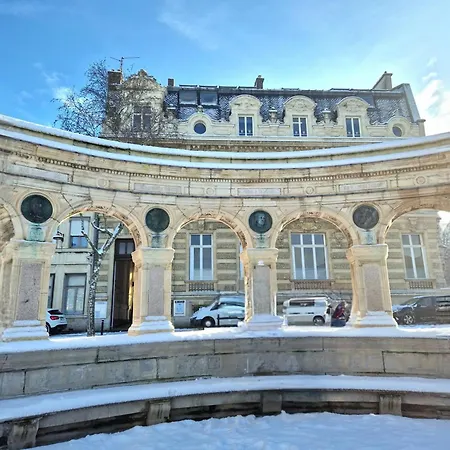 Hypercentre 203 + Wifi +independant+toilette Cuisine Salle De Bain Privative Apartment Valenciennes